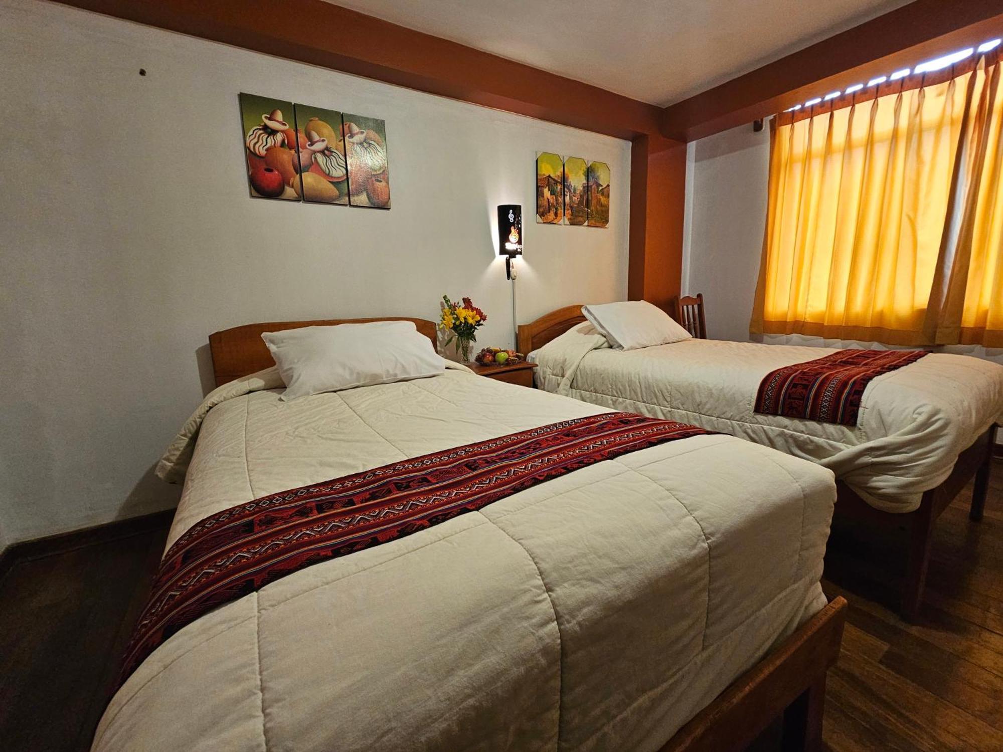 Hostal Con Vista A La Ciudad Santa Ana Cusco Exterior photo