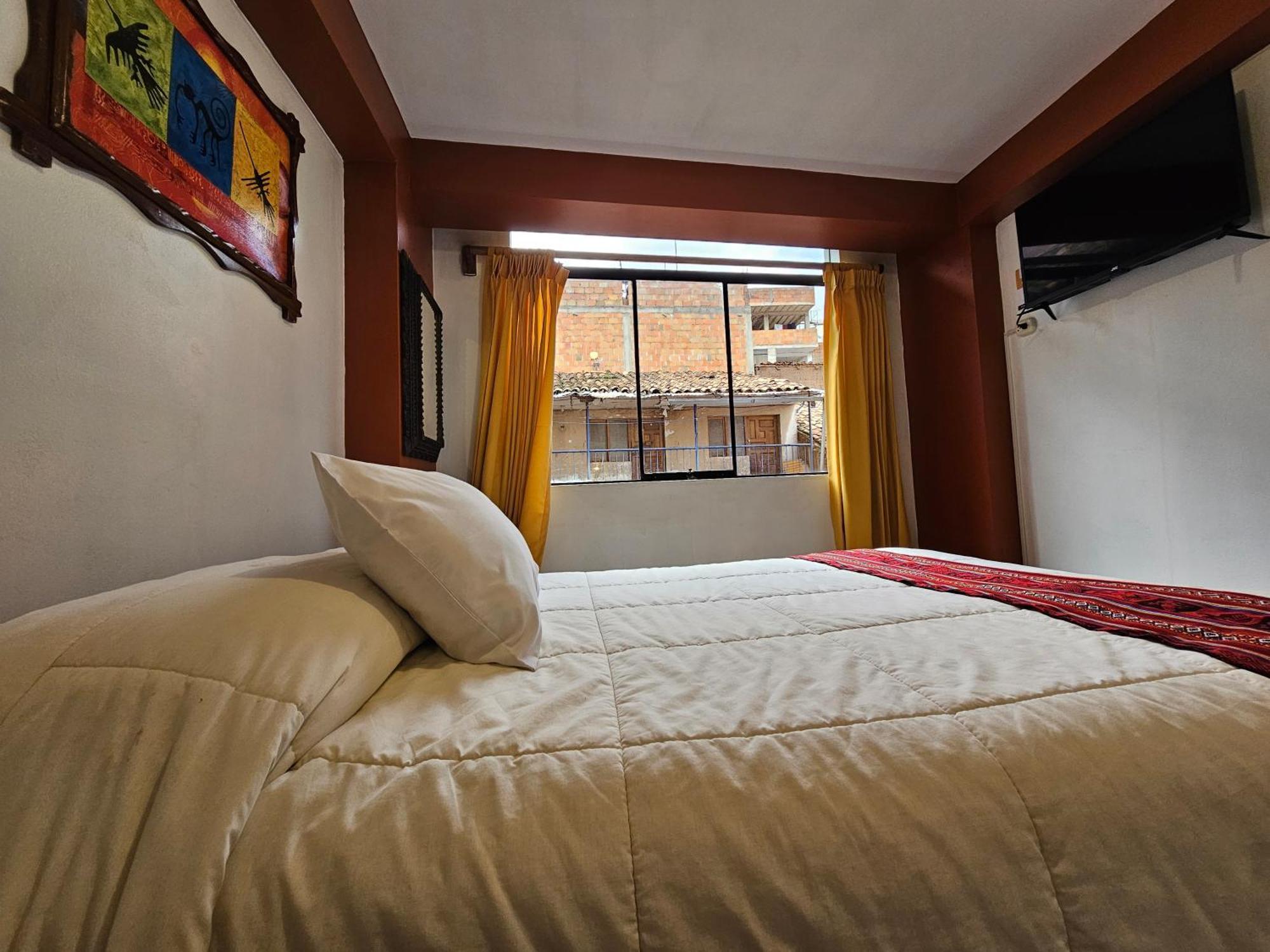 Hostal Con Vista A La Ciudad Santa Ana Cusco Exterior photo