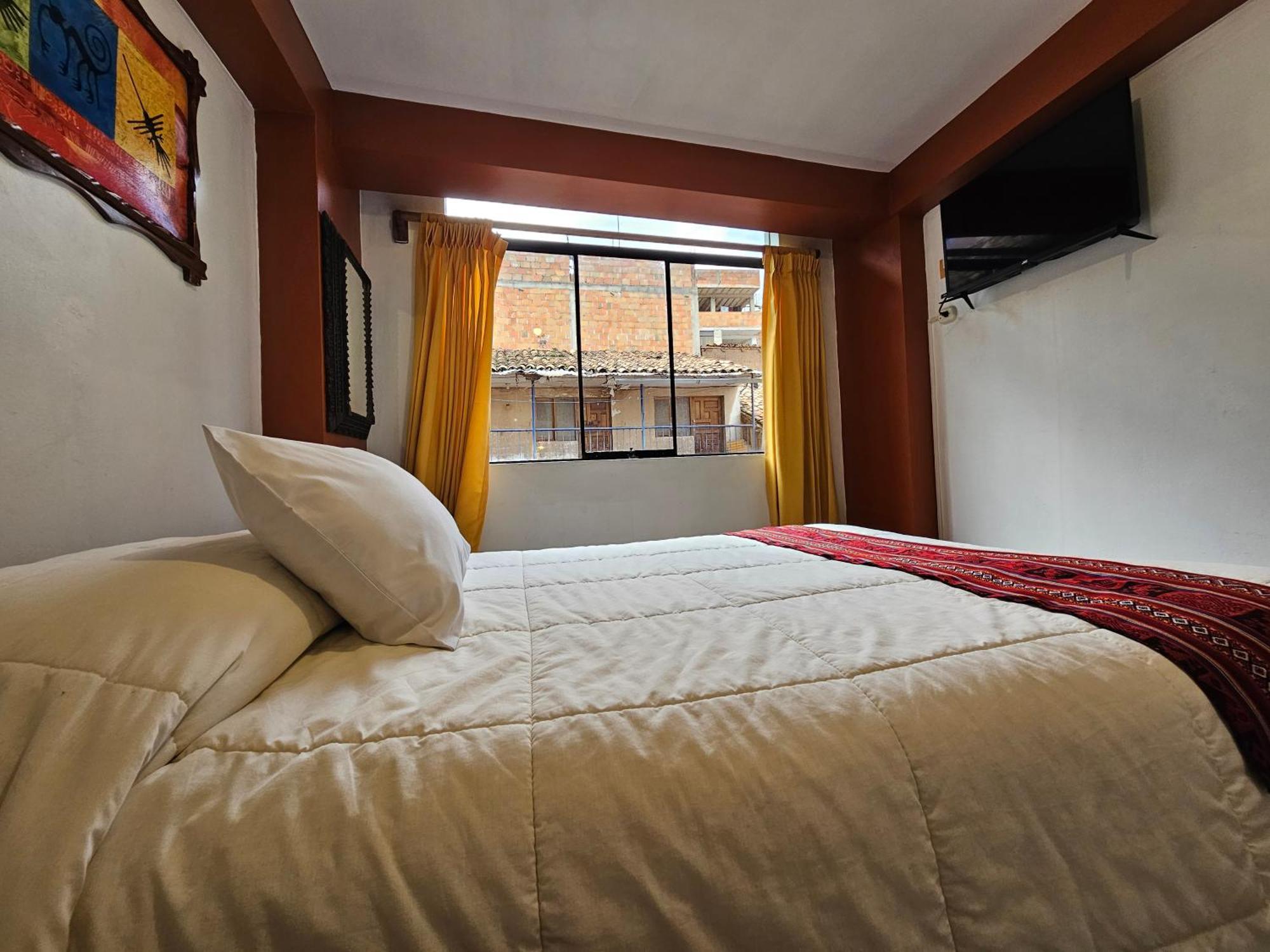 Hostal Con Vista A La Ciudad Santa Ana Cusco Exterior photo