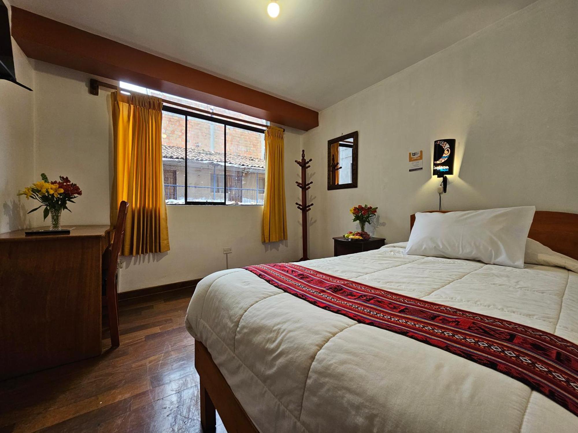 Hostal Con Vista A La Ciudad Santa Ana Cusco Exterior photo