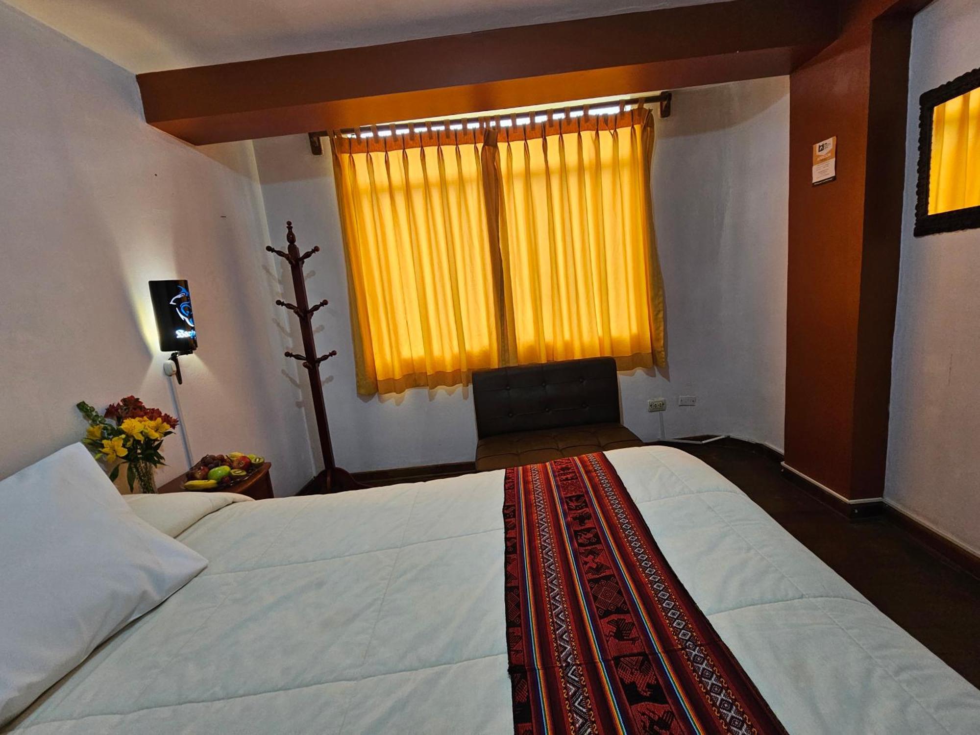 Hostal Con Vista A La Ciudad Santa Ana Cusco Exterior photo