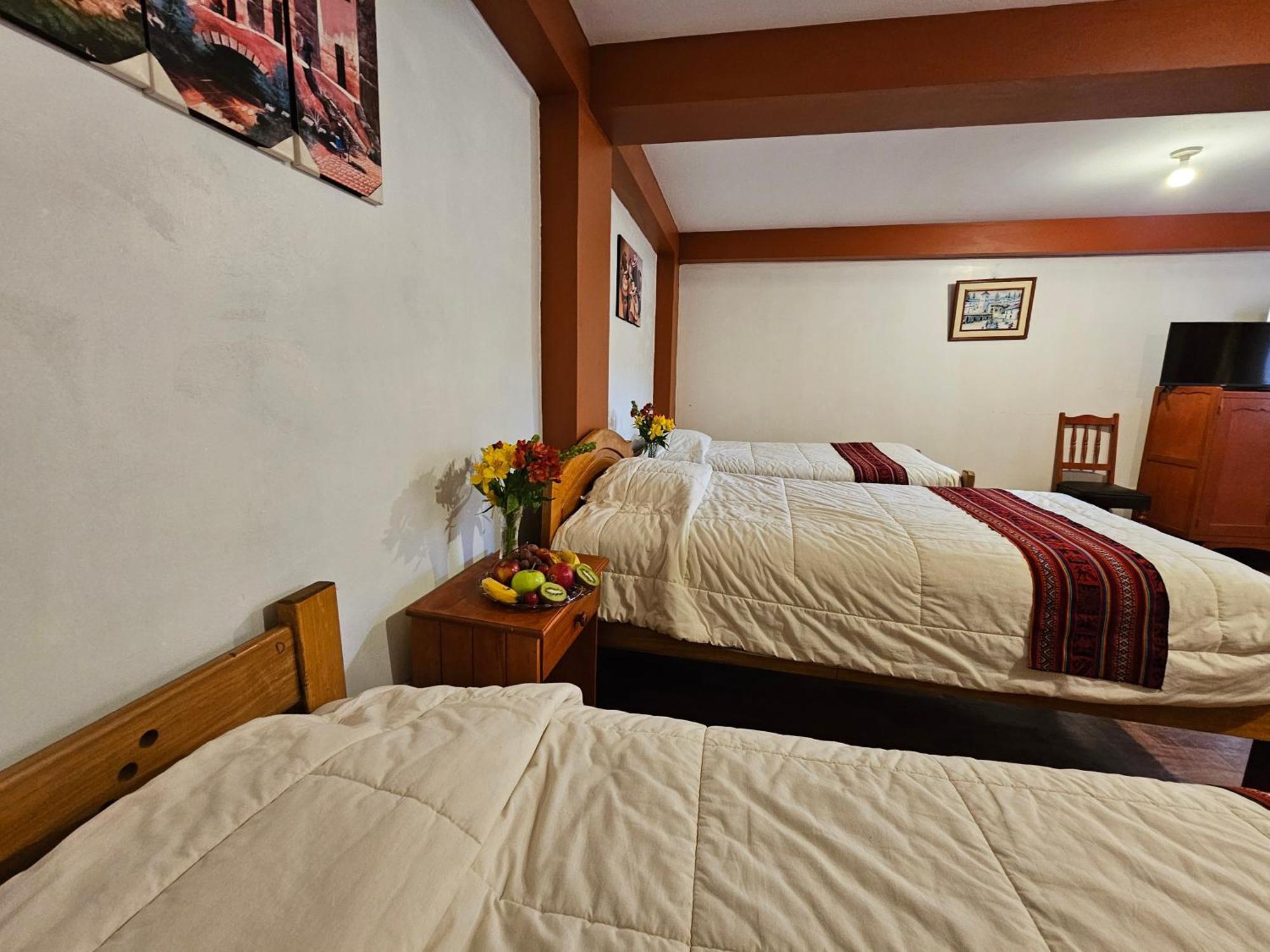 Hostal Con Vista A La Ciudad Santa Ana Cusco Exterior photo